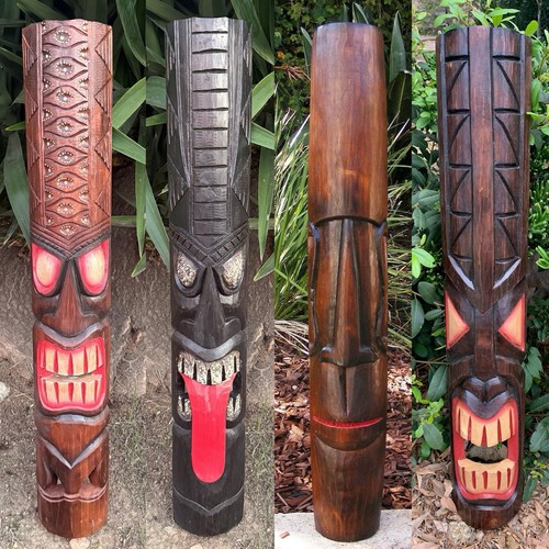 Set hand carved wooden - of,