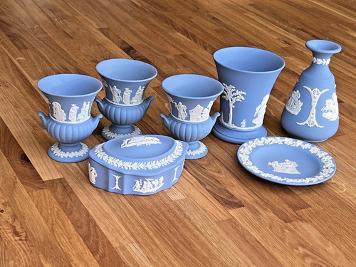 Wedgwood blue jasperware - wedgwood,