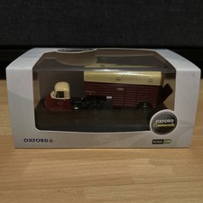 Oxford Commercials Horse Box