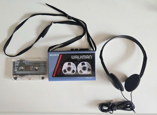 Sony blue walkman 22 - sony,
