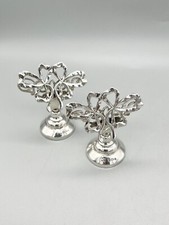 PAIR OF EDWARDIAN STERLING SILVER MENU HOLDERS, BOARDMAN, GLOSSOP & CO, 1905