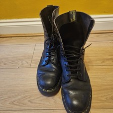Dr Martens Air Wair Boots Size