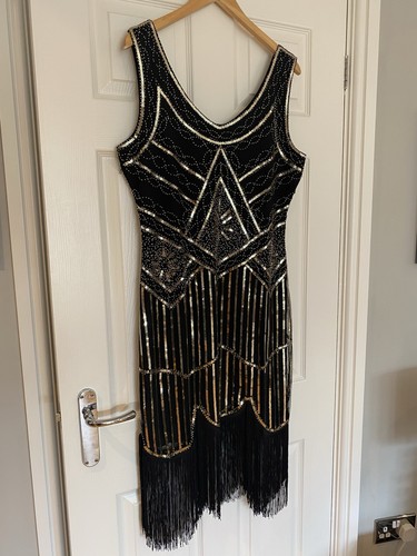 Black and gold flapper style - and,