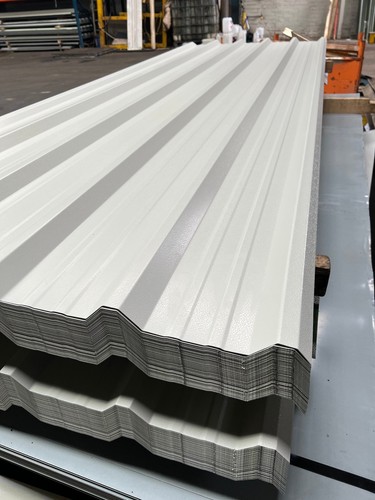 Goosing grey roofing sheets - , /
