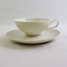 VTG Eva Zeisel Castleton Museum White Wide Flat Cup and Saucer Set