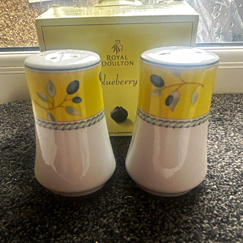 Royal doulton blueberry - doulton,