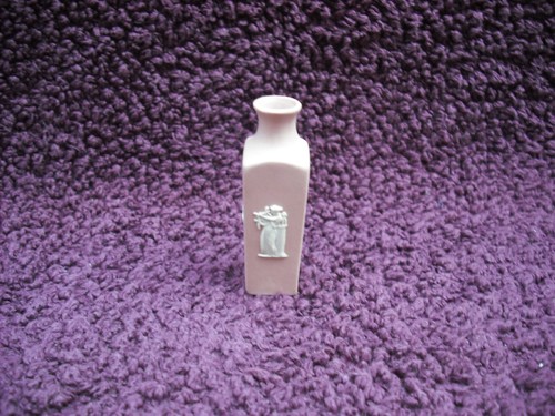 Rare vintage wedgwood pink - rare,