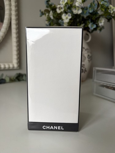 Chanel pausa les - pausa, exclusifs