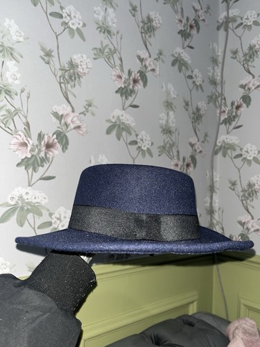 Wide brim navy blue - brim,