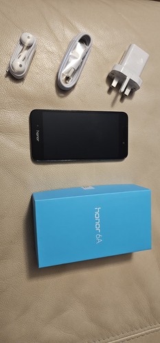 Boxed huawei honor grey - 6a,