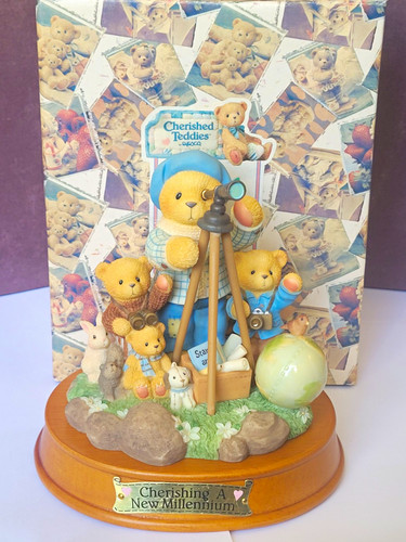 Cherished teddies winfield - cherished,