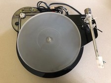 Roksan Radius 5 turntable with NIMA unipoint tonearm