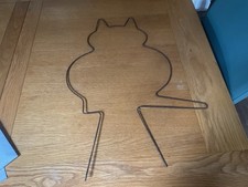 Cat Topiary Metal Frame