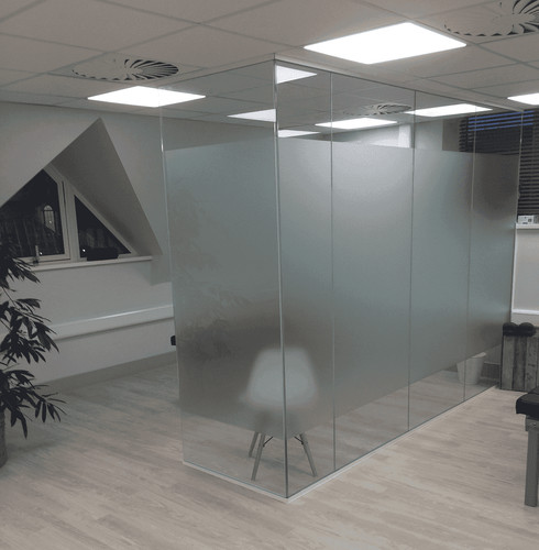 Trade prices glass - trade, divider