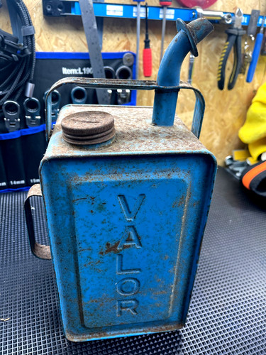 Valor esso blue paraffin - esso,