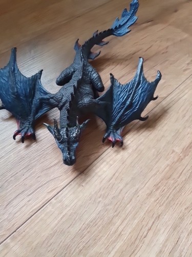 Schleich night hunter dragon - night,