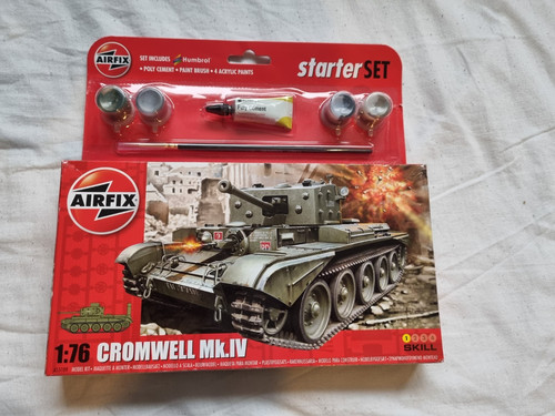 Airfix cromwell model - iv,