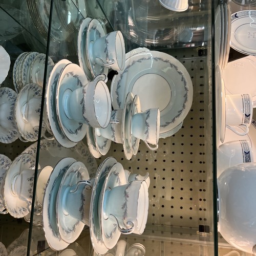 Aynsley vintage bone - china, 23