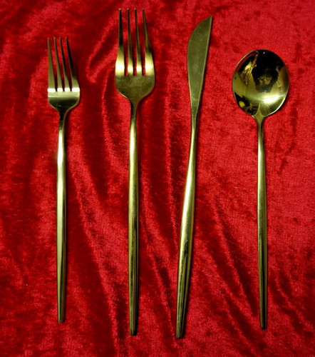 Setting gold cutlery - 30, set