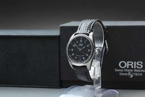 Boxed paper near - boxed, oris