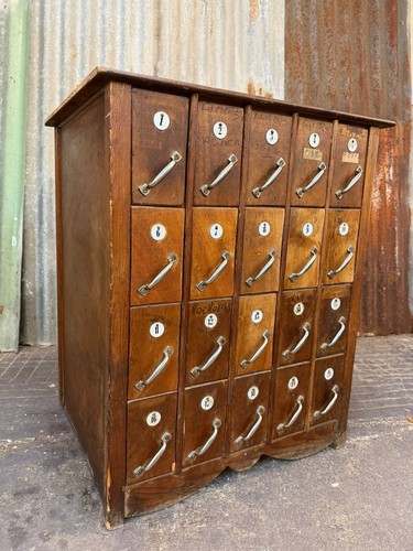 Antique apothecary chemist - antique,