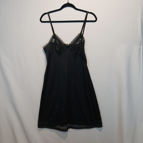 Vtg vanity fair slip - fair,