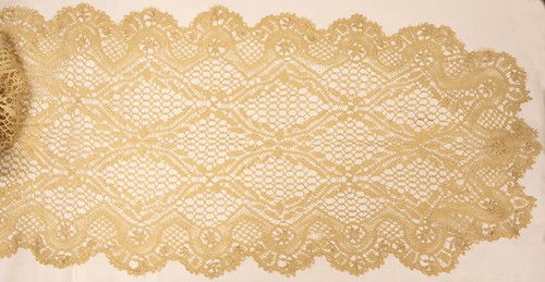 Lace stole possibly maltese - stole,