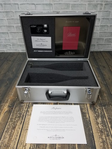Moet chandon champagne 2000 - chandon,