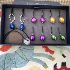 Lara Pearls BAROQUE Interchangeably leverback earring set  x 6 pearls to change