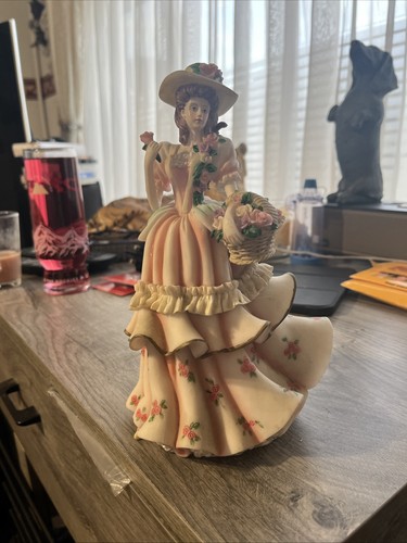 Regency fine demure lady - regency,