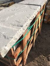 Kandla / Silver grey stone