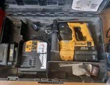 DeWalt DC223 24V Cordless SDS Rotary Hammer Drill 2X Batteries, Charger, Case 