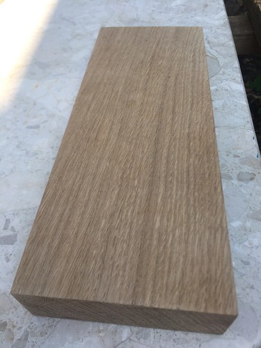 Solid oak timber quarter - quarter, sawn