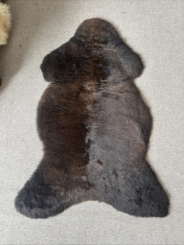 Natural brown sheepskin rug - natural,