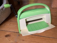 Cricut Cuttlebug Die Cutting