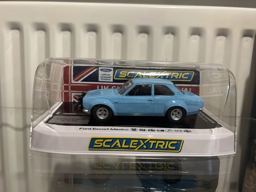 Scalextric c4437b ford escort - c4437b,