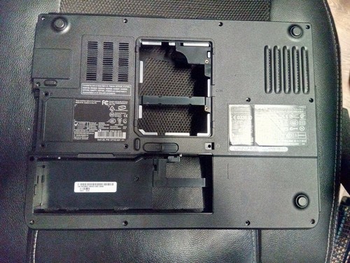 Dell inspiron 6400 bottom base - bottom,