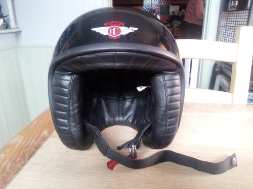Davida crash helmet - crash, medium