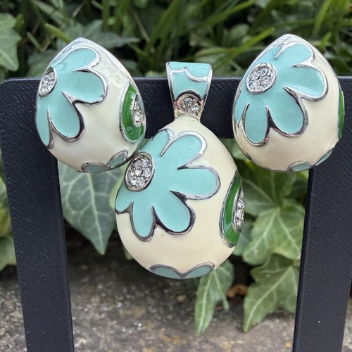 Enamel daisy floral egg - floral,