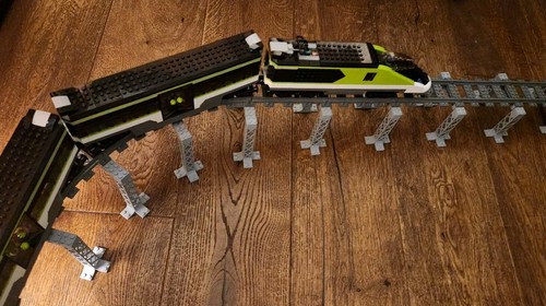 Nyc elevated train design - elevated,