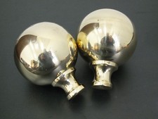 PAIR VINTAGE BRASS BED KNOBS