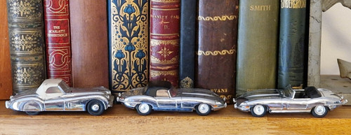 Corgi chrome jaguar - , type