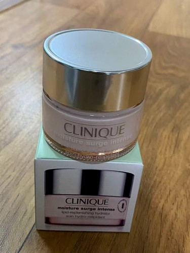 Clinique moisture surge - clinique,
