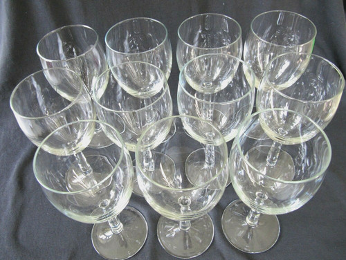 Large plain red wine - plain,