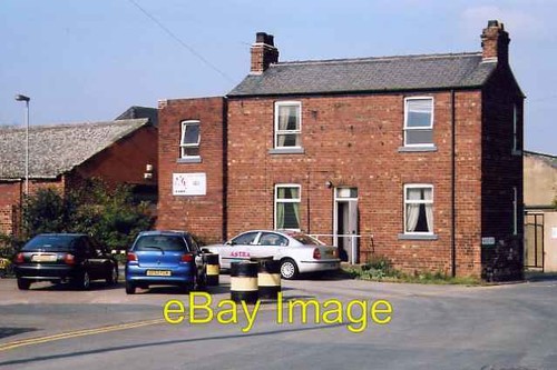 Photo 6x4 old pottery - old,