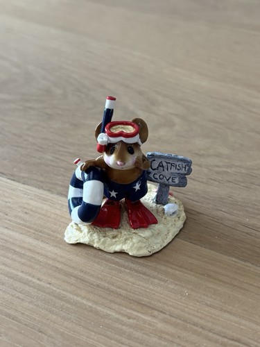 Wee forest folk figurine 293 - wee, m-293