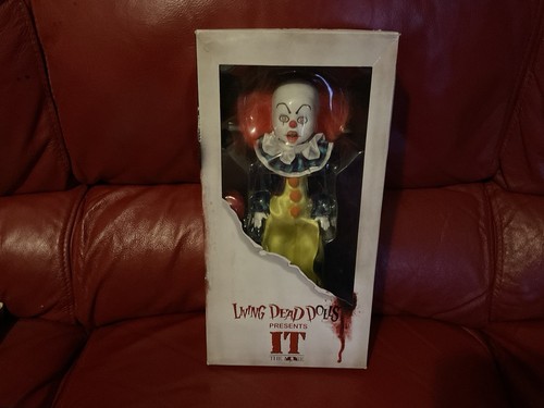 2017 mezco living dead - living, dolls
