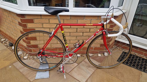 Vintage 1980 raleigh - vintage, road