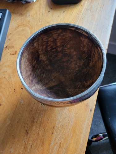 Set coconut bowls with - of,