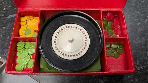 Vintage 1960s roulette wheel - 1960s,